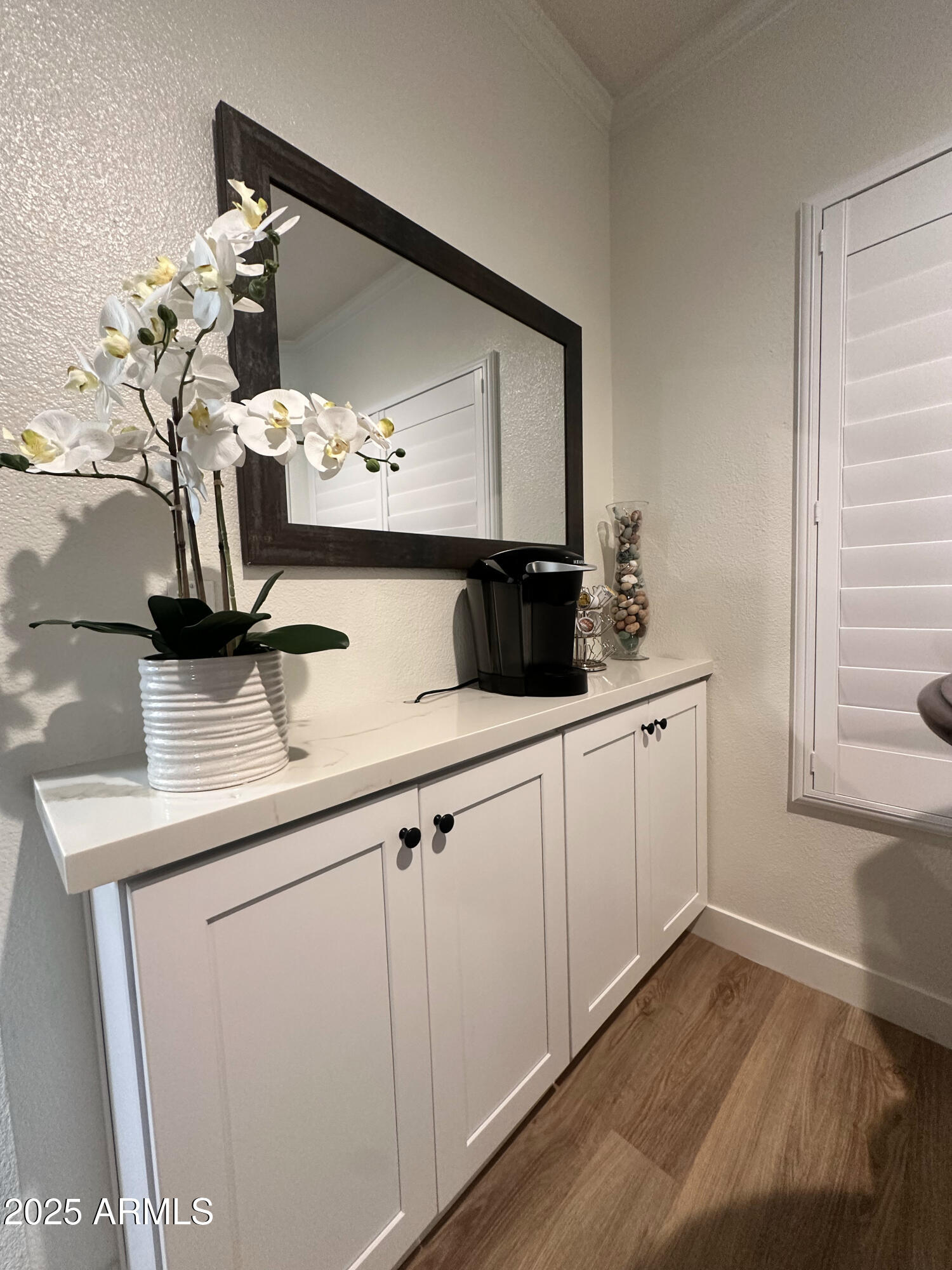 5345 E VAN BUREN Street 216