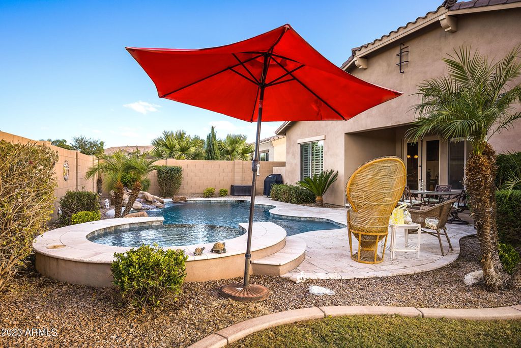 Photo of 6679 S Jacqueline Way, Gilbert, AZ 85298 (MLS # 6913994)