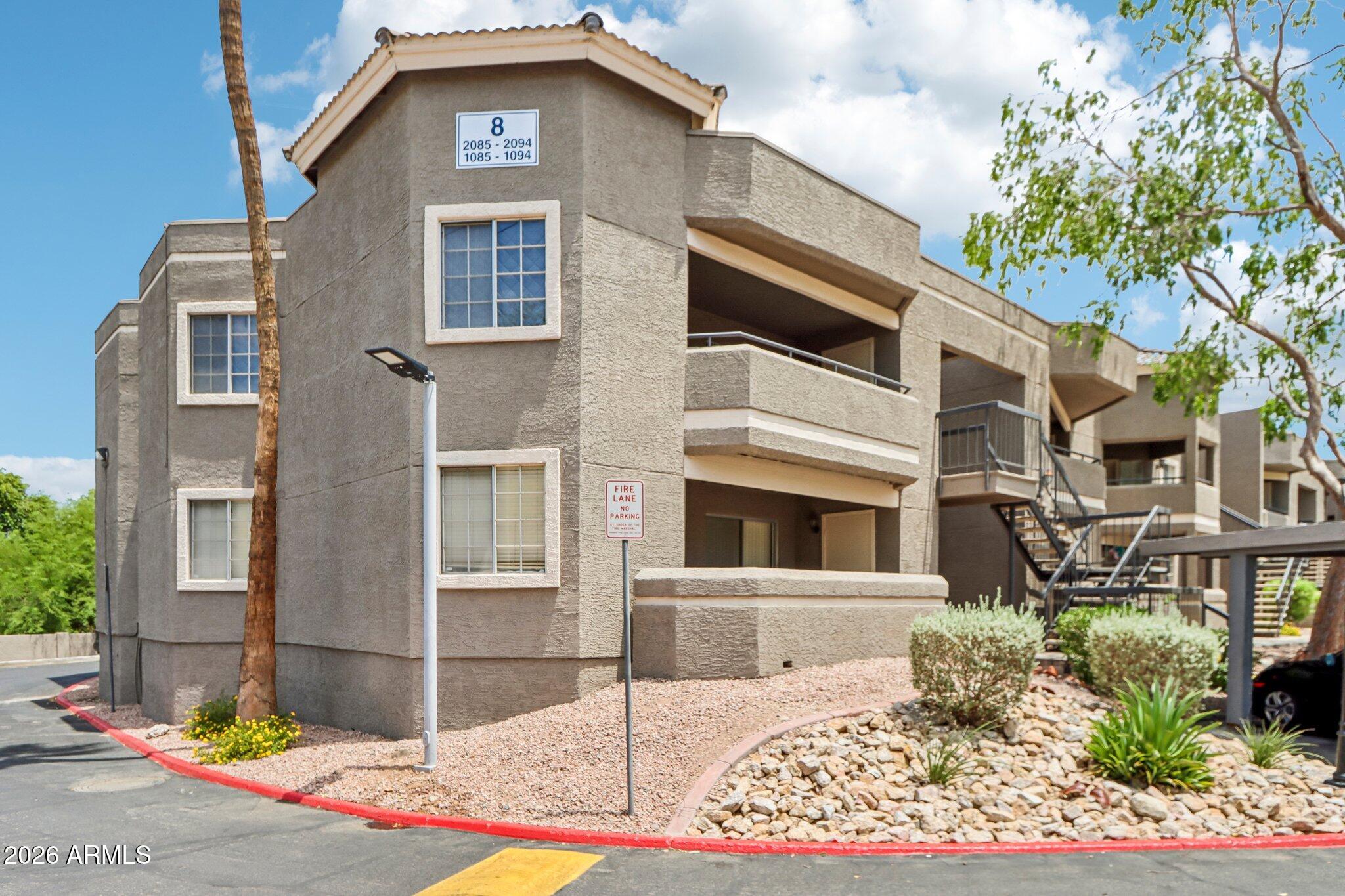 1720 E THUNDERBIRD Road 1086