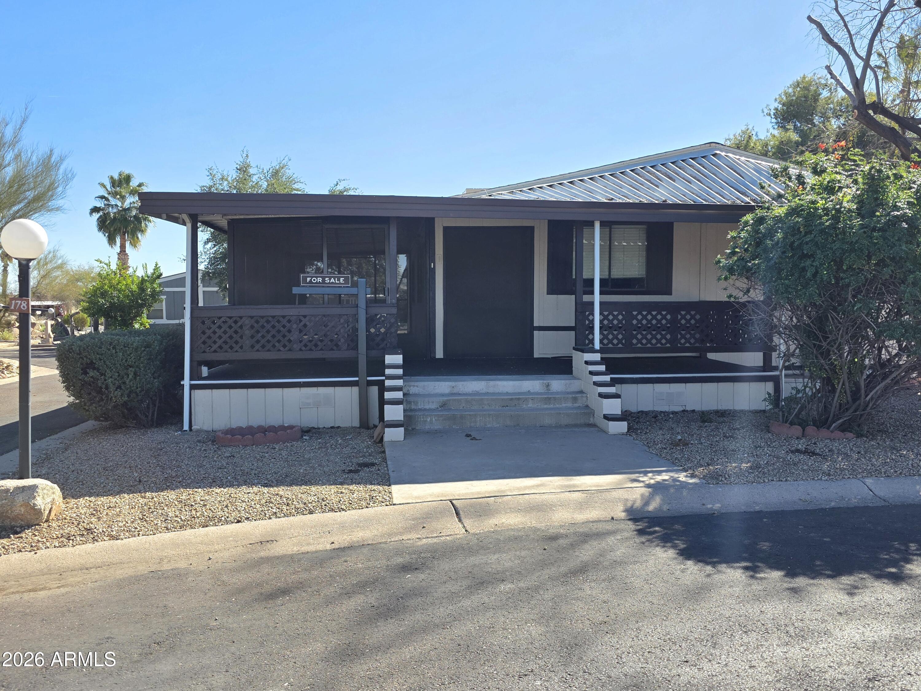 2233 E BEHREND Drive 178