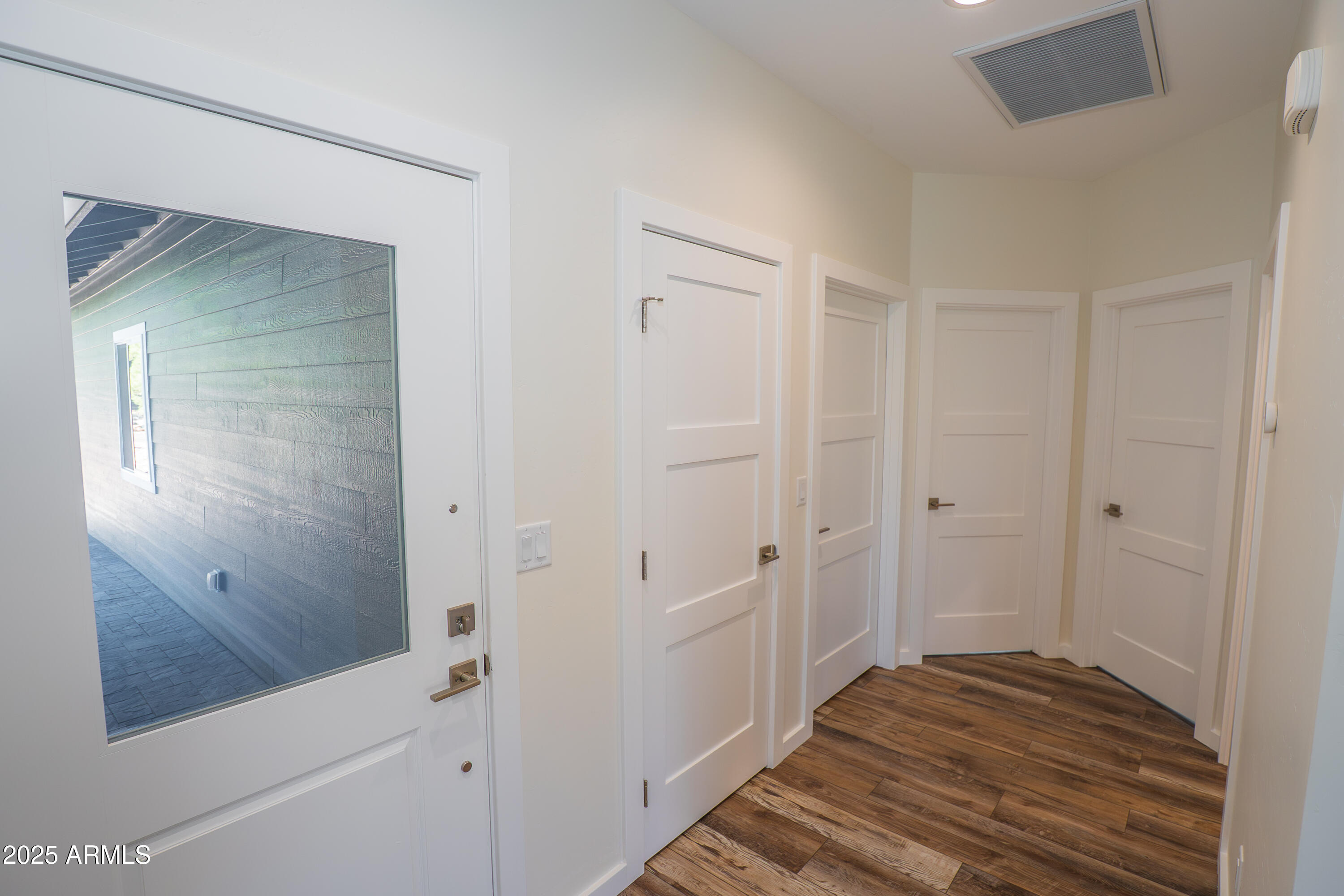 1106 S SEQUOIA Circle