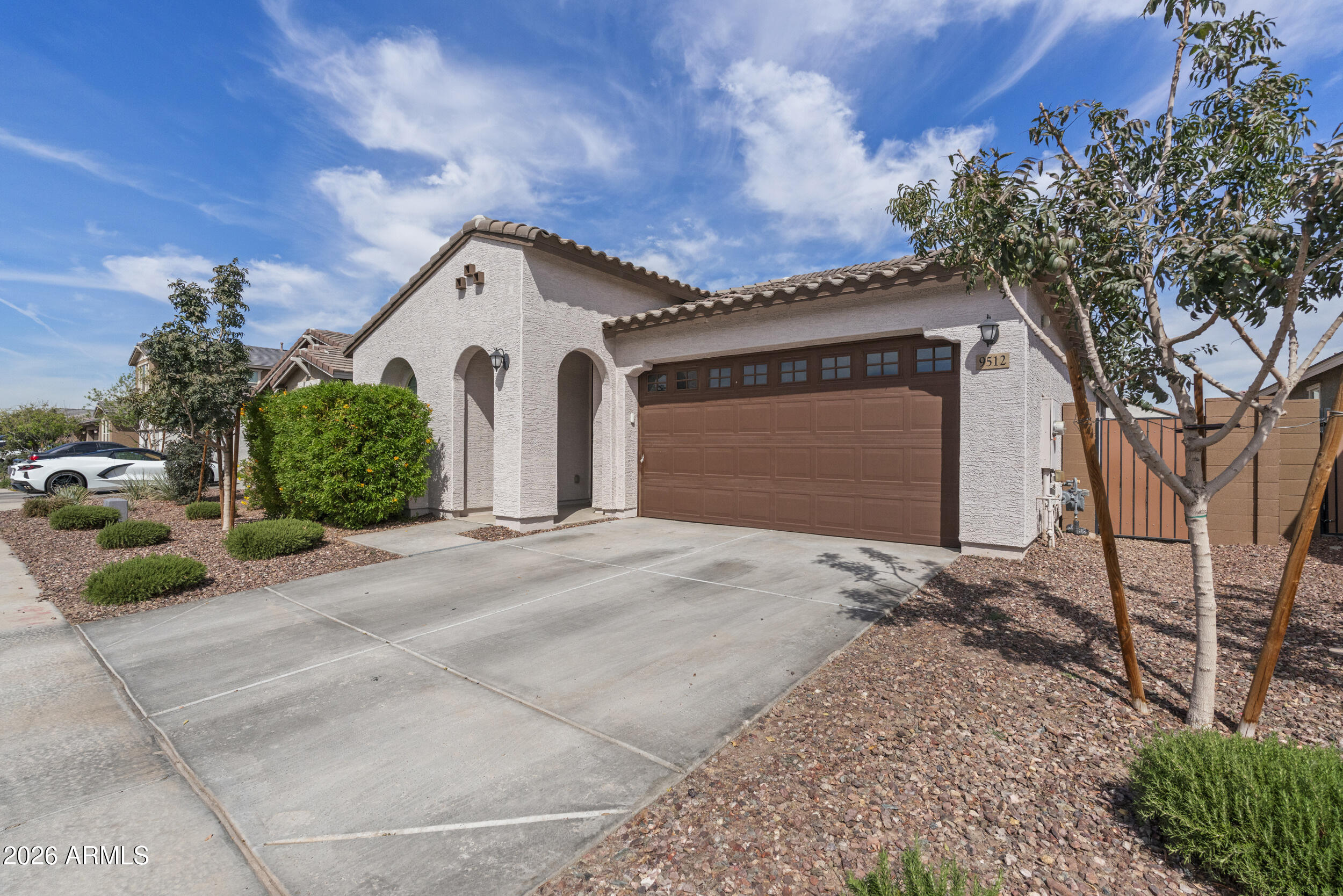 9512 W TURNEY Avenue