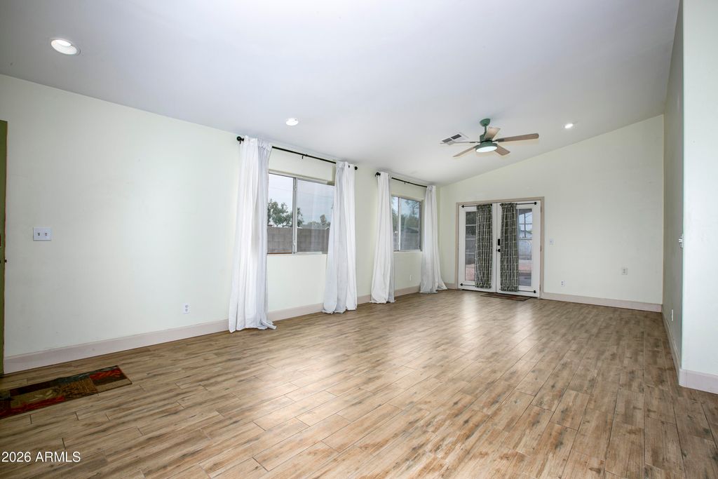 Photo of 1502 E Whitton Avenue, Phoenix, AZ 85014 (MLS # 7013325)