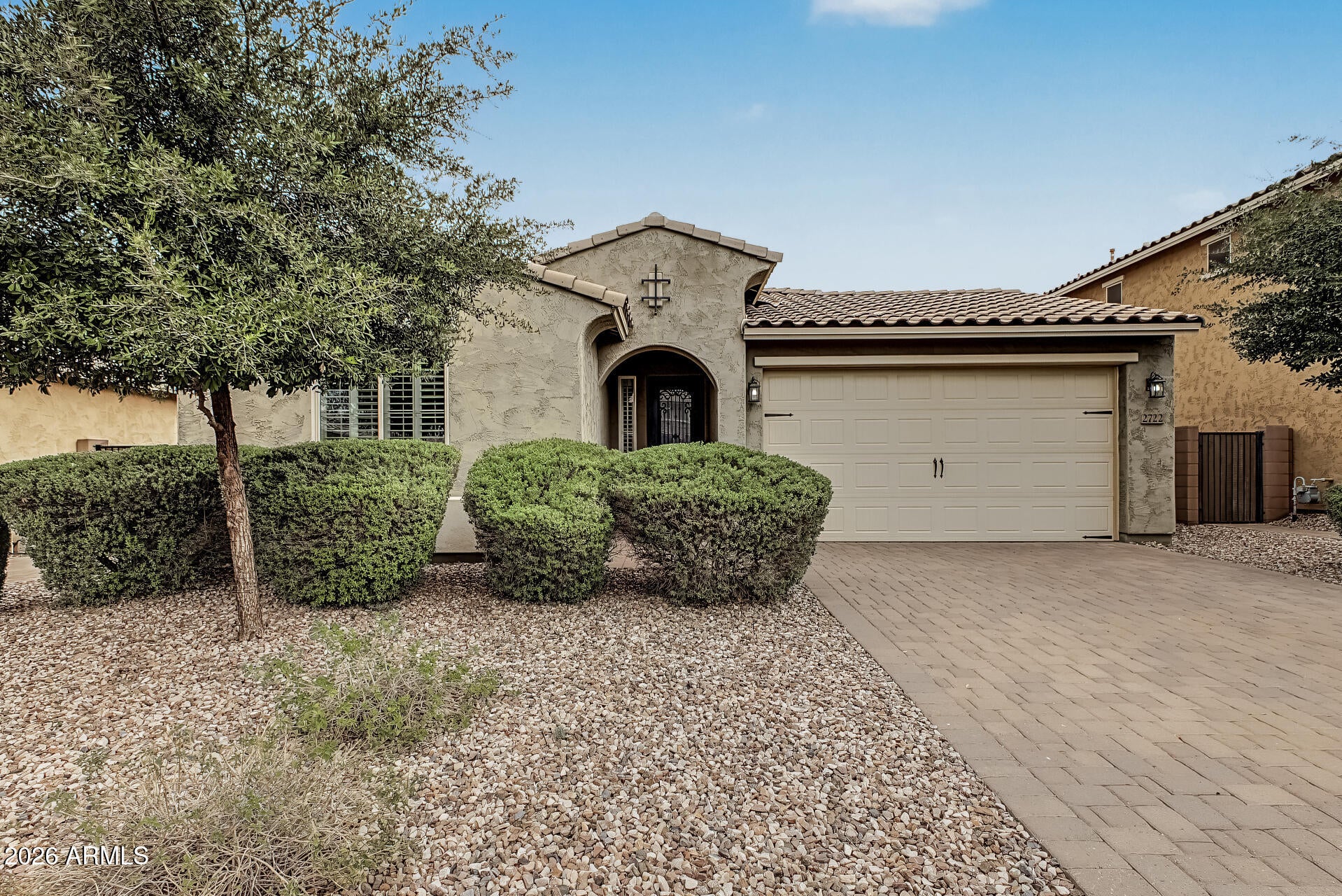 2722 E CHERRY HILL Drive
