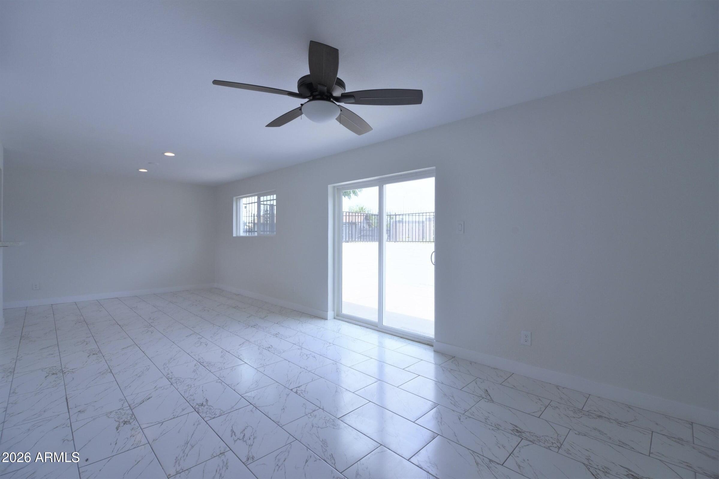 2317 N 47TH Drive