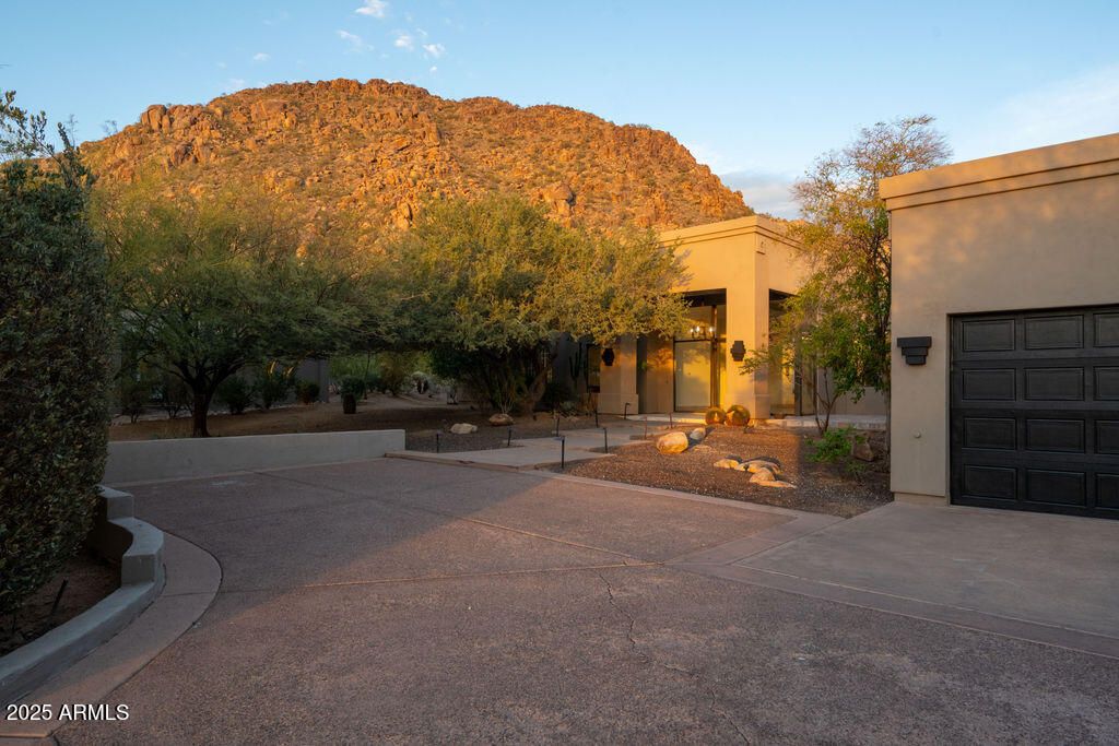 Photo of 10040 E Happy Valley Road #465, Scottsdale, AZ 85255 (MLS # 6935647)