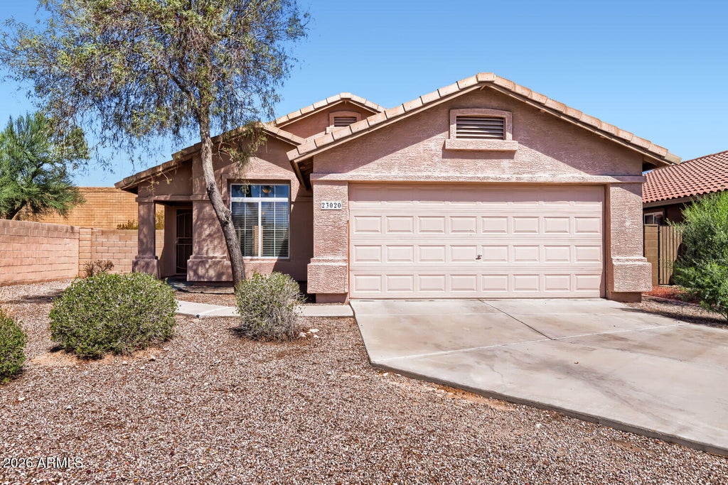 Photo of 23020 W Cantilever Street, Buckeye, AZ 85326 (MLS # 7077324)