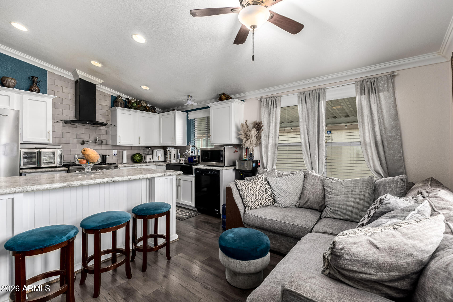 5747 W Missouri Avenue 108