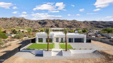2305 E SOUTH MOUNTAIN Avenue Phoenix AZ 85042