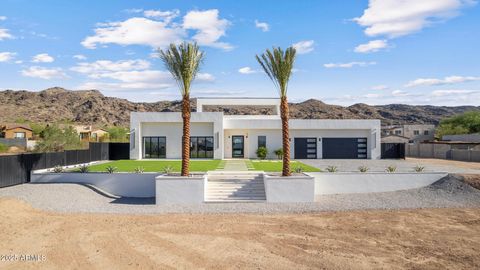 2305 E SOUTH MOUNTAIN Avenue Phoenix AZ 85042