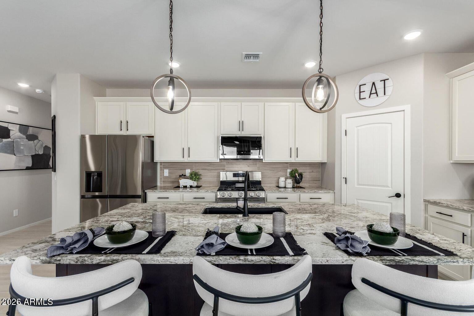 18159 W CAMINO DE ORO --