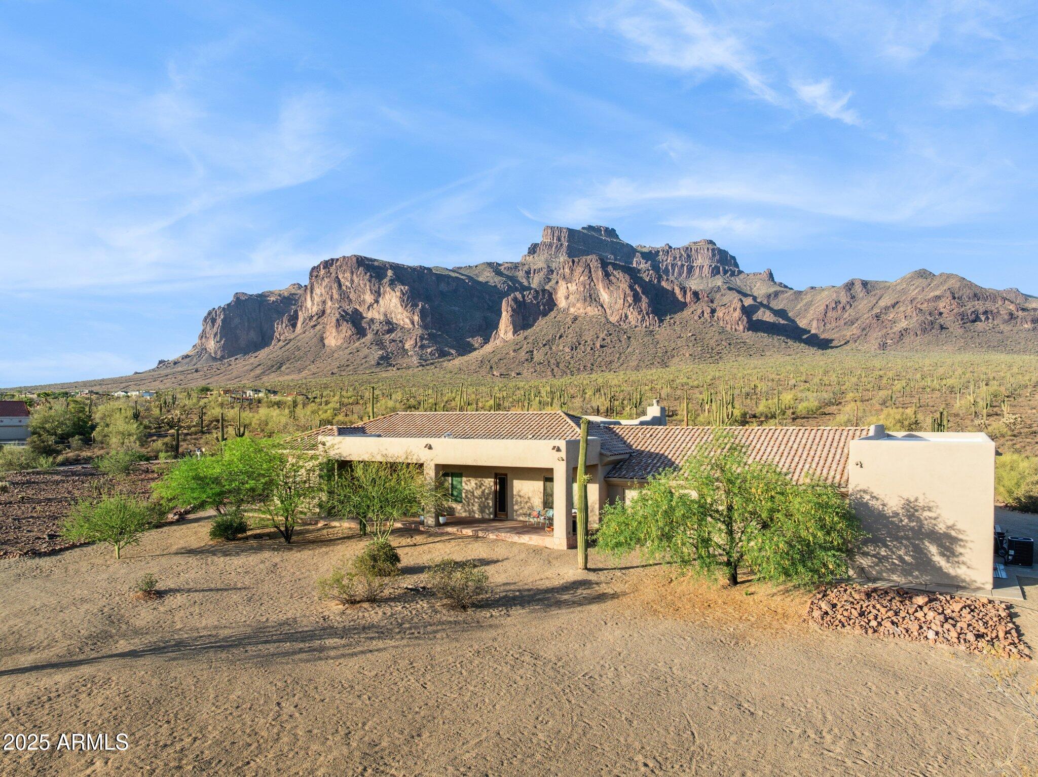 148 N LA BARGE Road