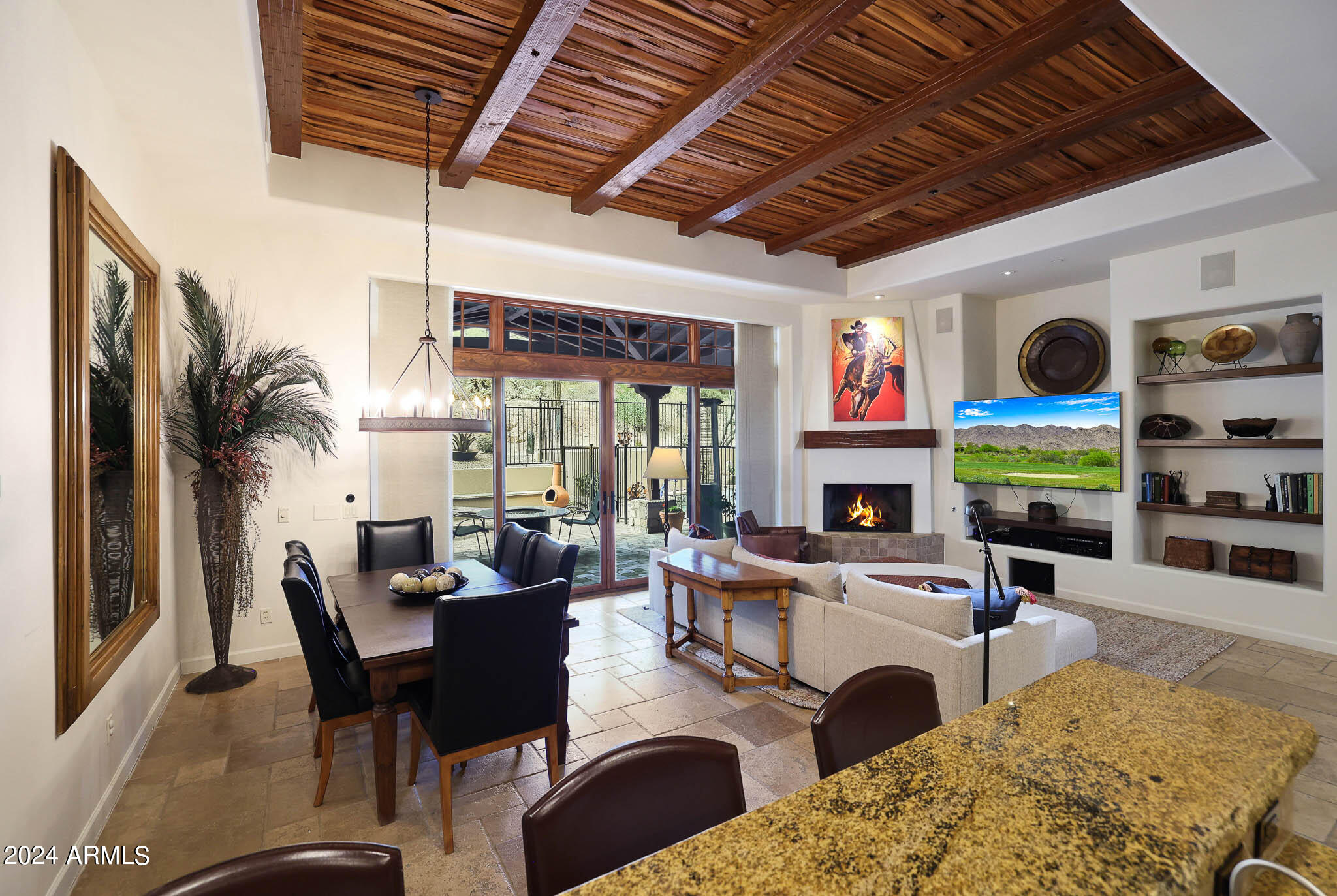 The Rocks Club - Residential