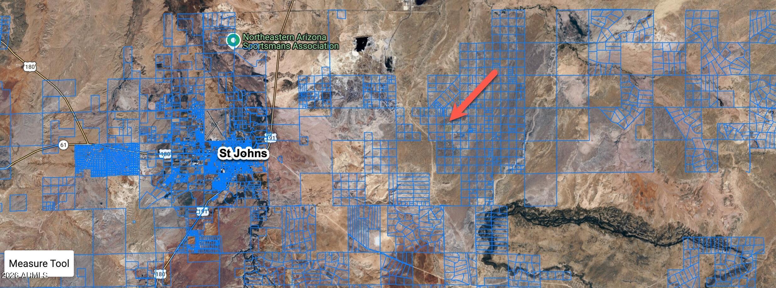 TBA 40 acres E St. Johns -- -