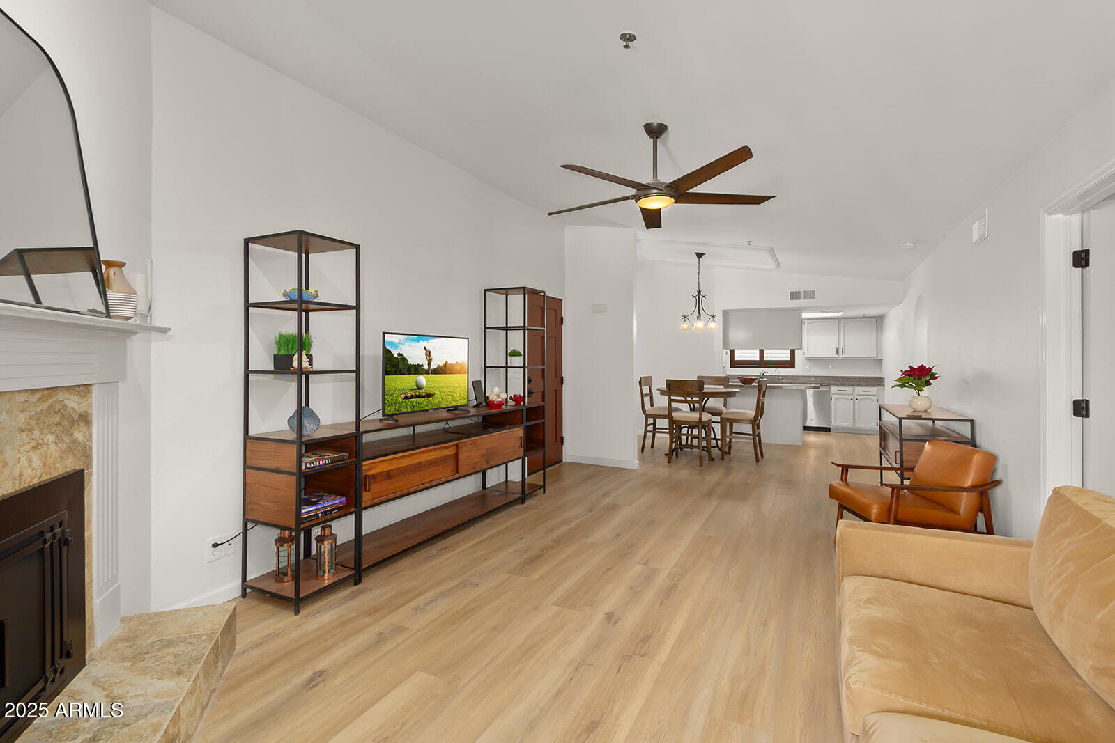 3031 N CIVIC CENTER Plaza 345