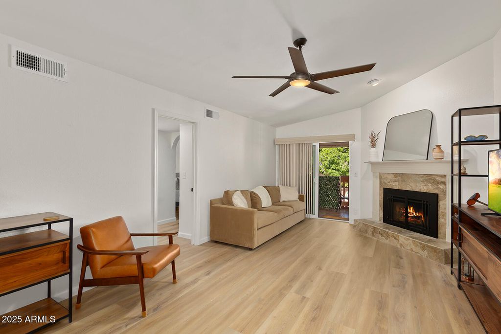 Photo of 3031 N Civic Center Plaza #345, Scottsdale, AZ 85251 (MLS # 6952151)