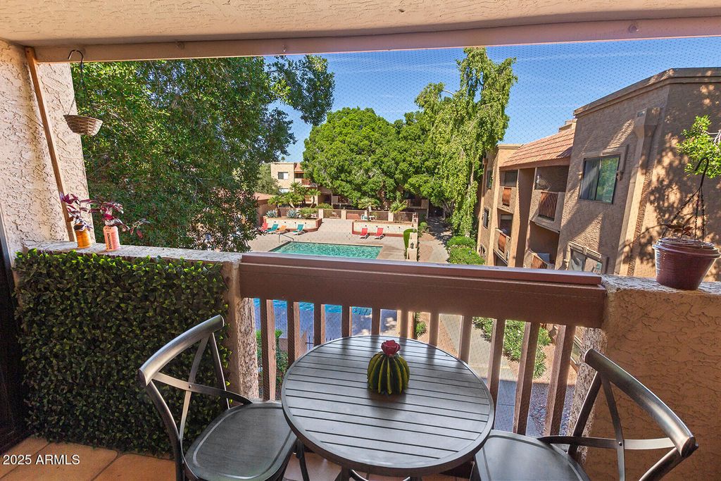Photo of 3031 N Civic Center Plaza #345, Scottsdale, AZ 85251 (MLS # 6952151)