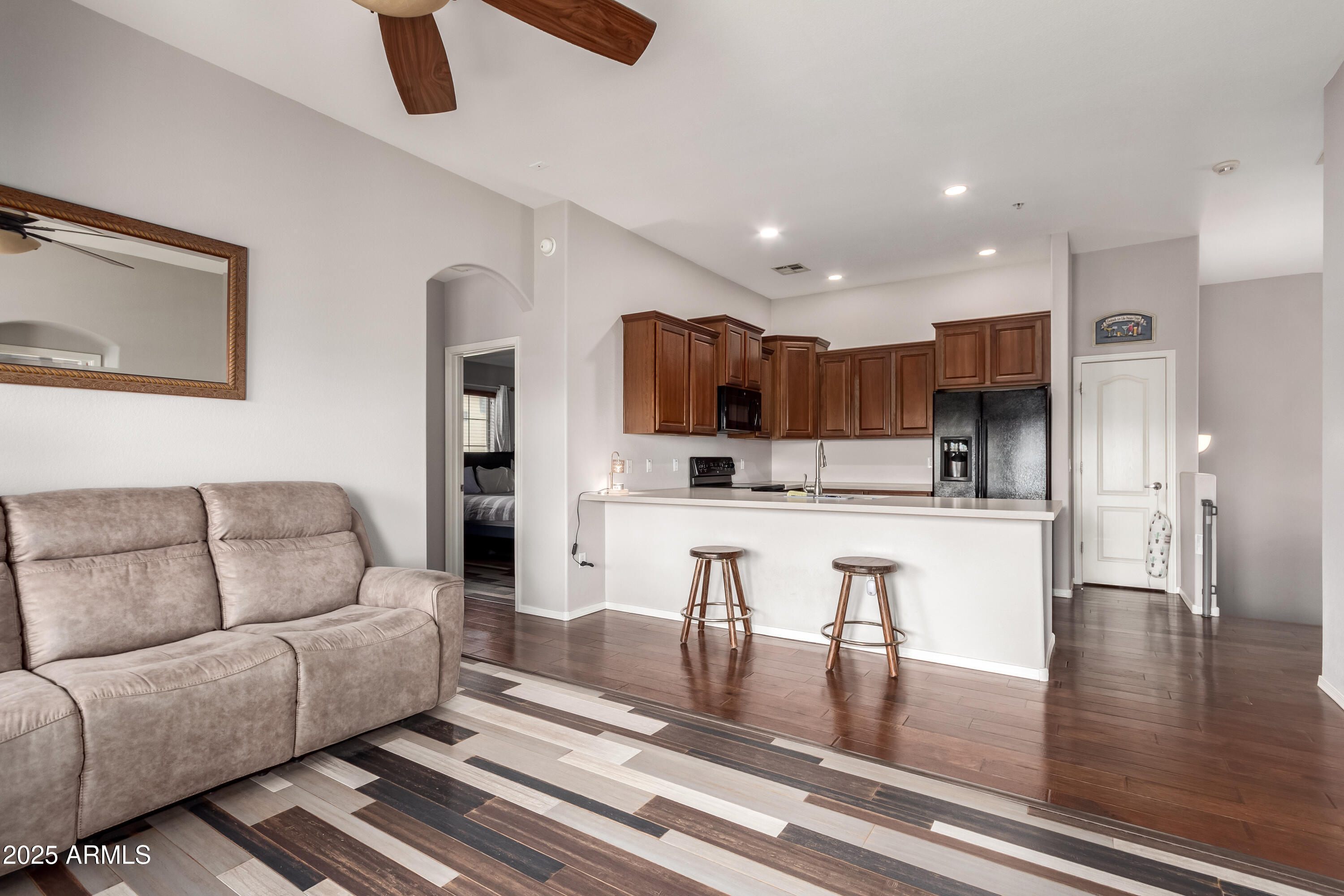 2727 N PRICE Road 3