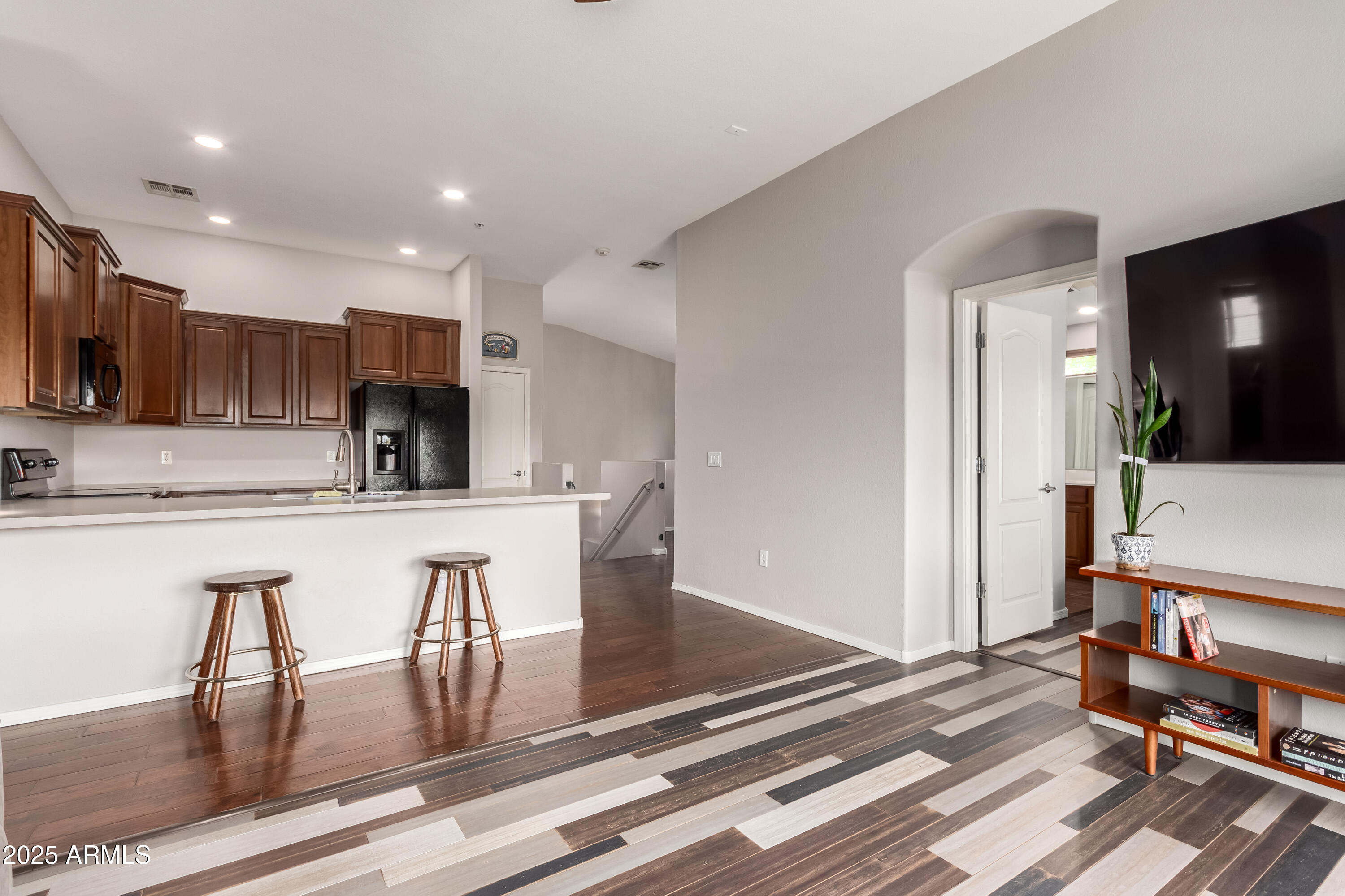 2727 N PRICE Road 3