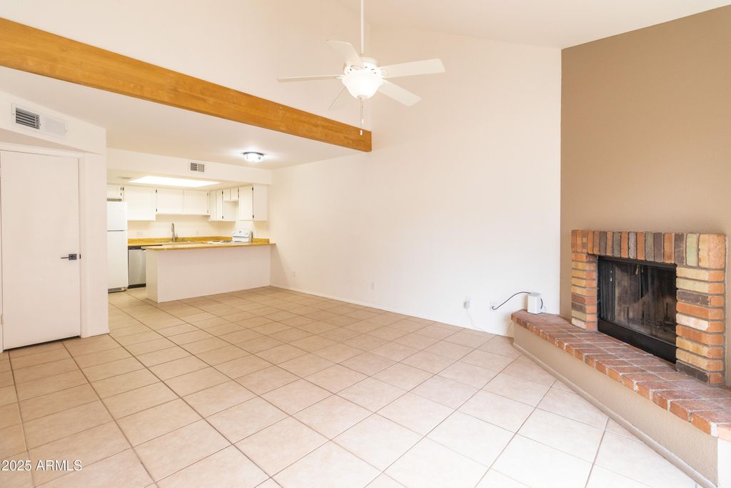 Photo of 2123 E Kirkland Lane #4, Tempe, AZ 85281 (MLS # 6932589)