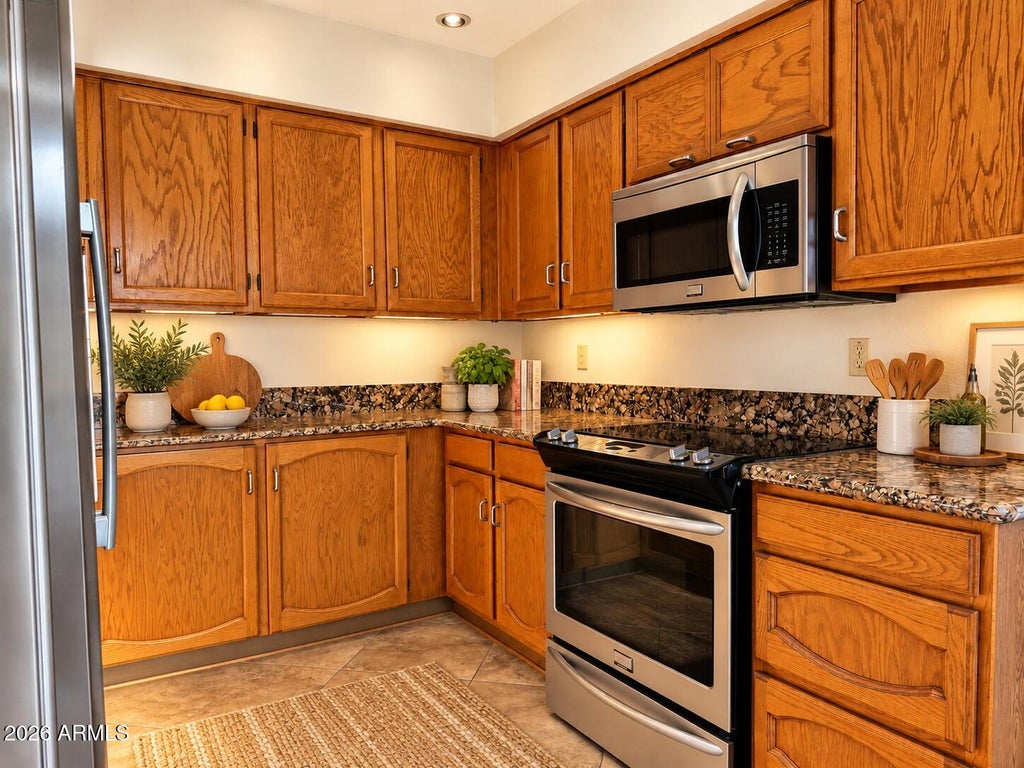 Photo of 7313 S Bonarden Lane, Tempe, AZ 85283 (MLS # 7057581)