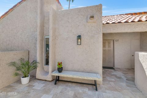 7405 N VIA CAMELLO DEL NORTE -- 137 Scottsdale AZ 85258
