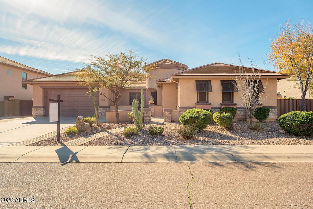 Photo of 4825 W Cavalry Road, Anthem, AZ 85087 (MLS # 6966522)