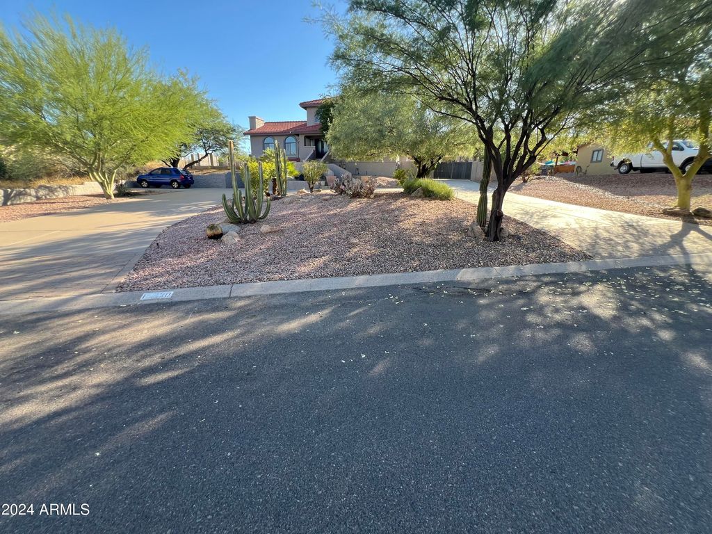 Photo of 15230 N Blackbird Drive, Fountain Hills, AZ 85268 (MLS # 6918997)