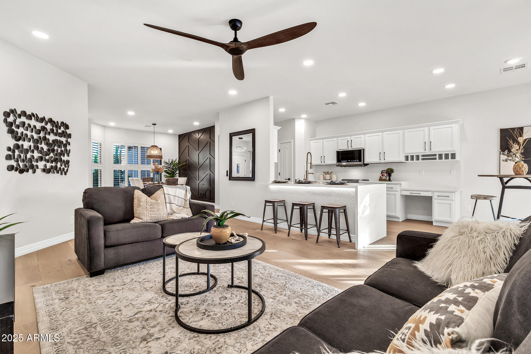 6082 S BEDFORD Place