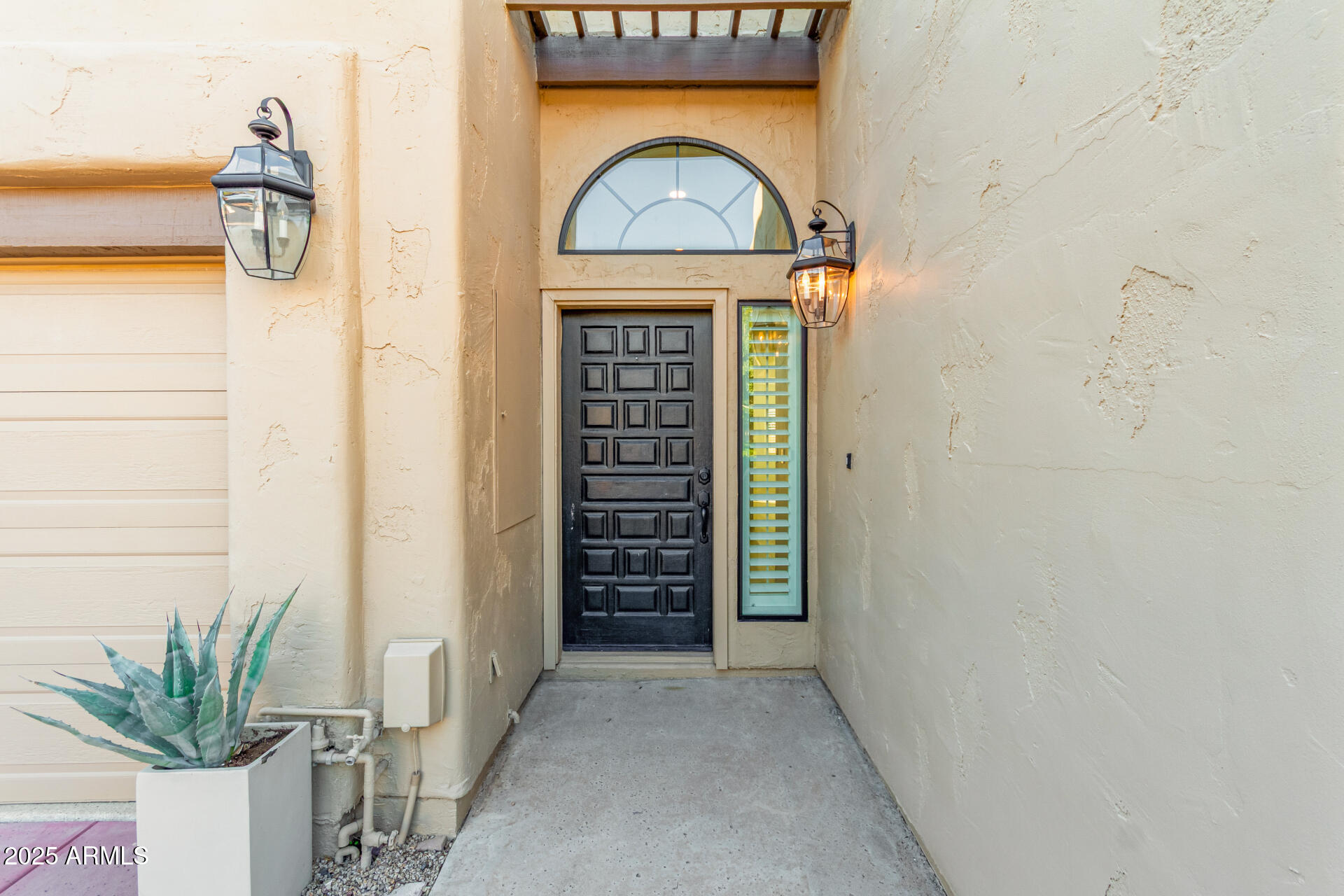 7955 E CHAPARRAL Road 122