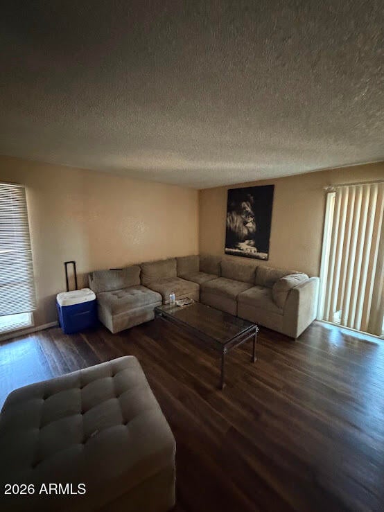 3810 N MARYVALE Parkway 1079