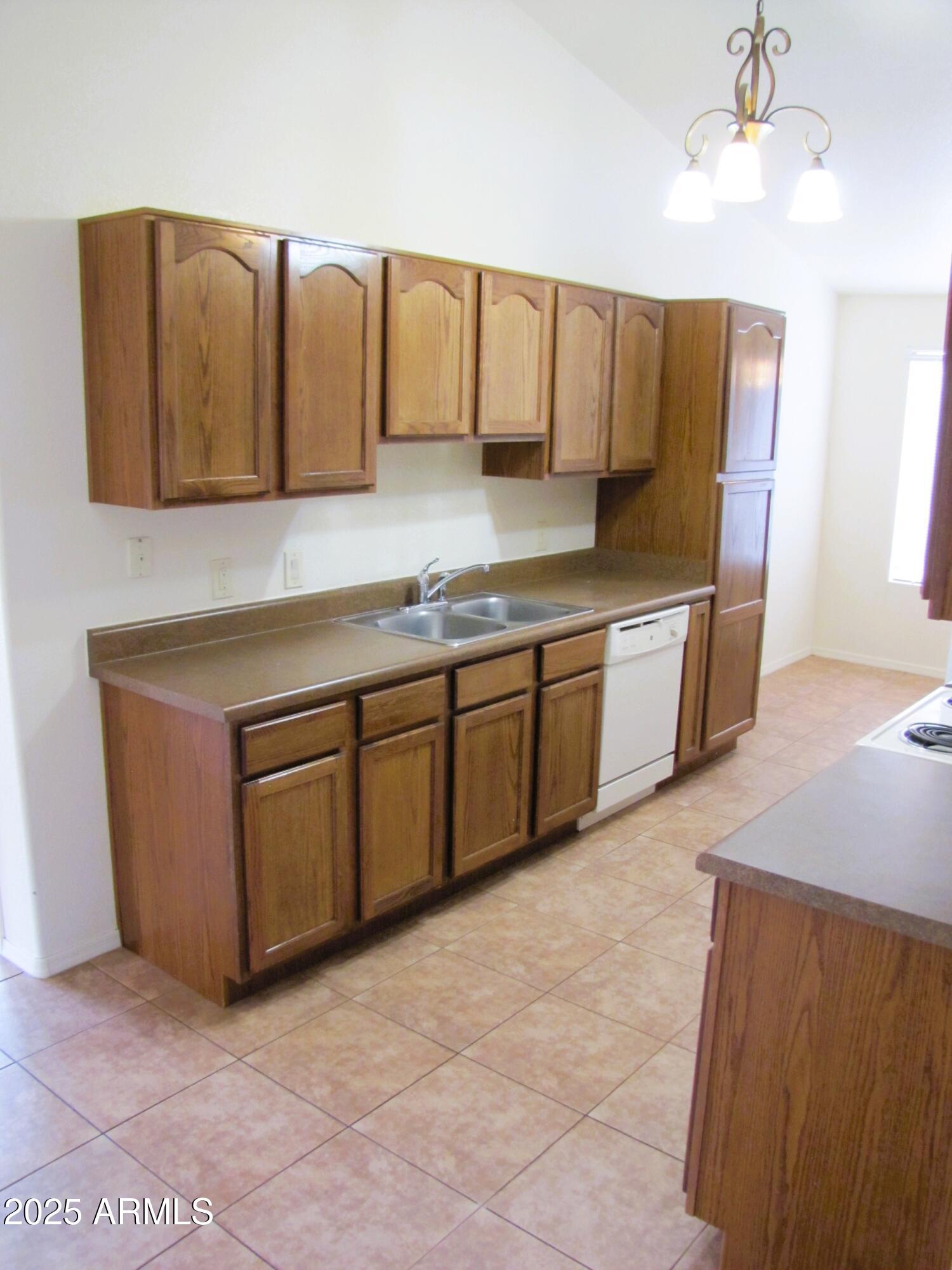 SILVERADO - Residential Lease