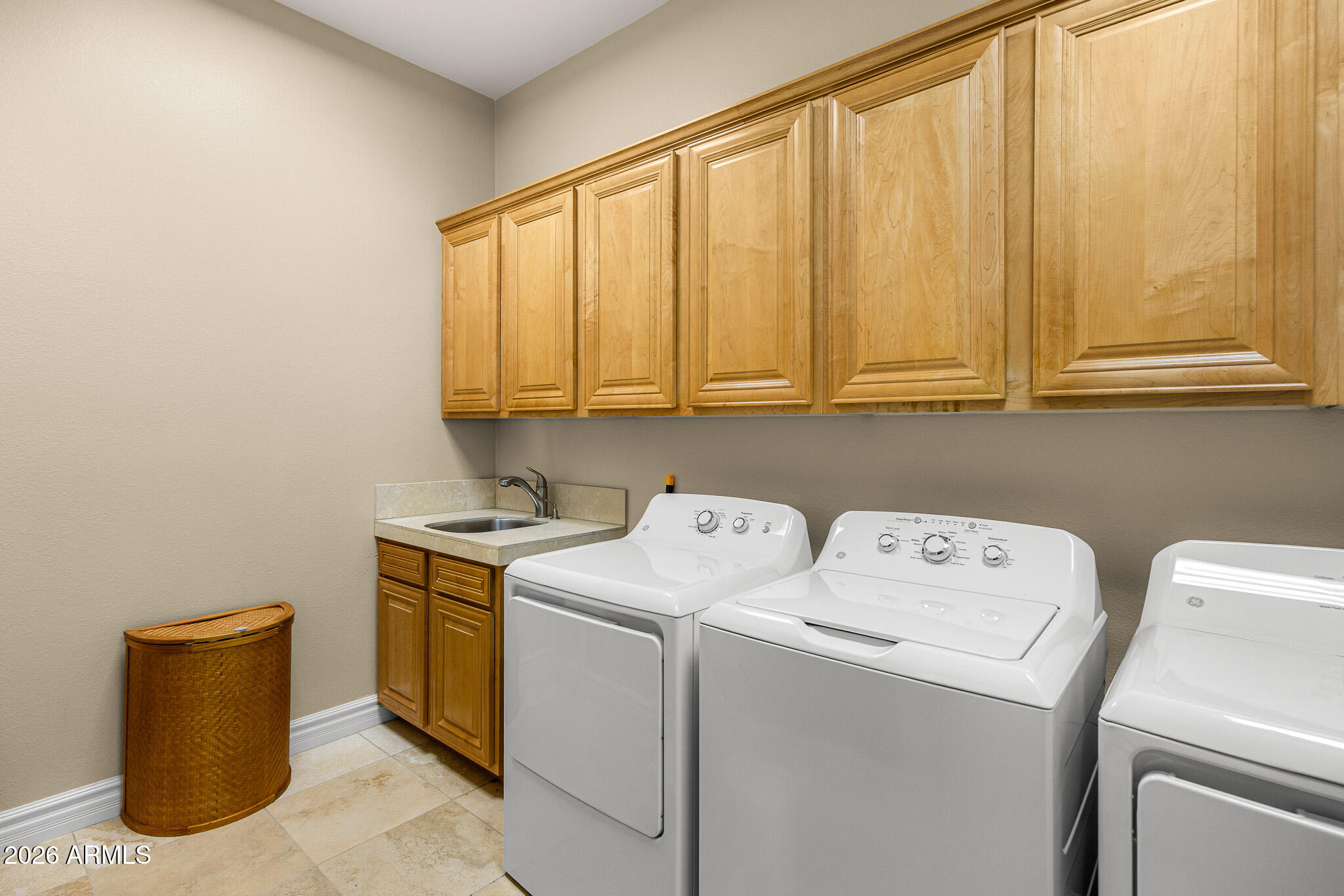 WEST LAKE ESTATES - Residential