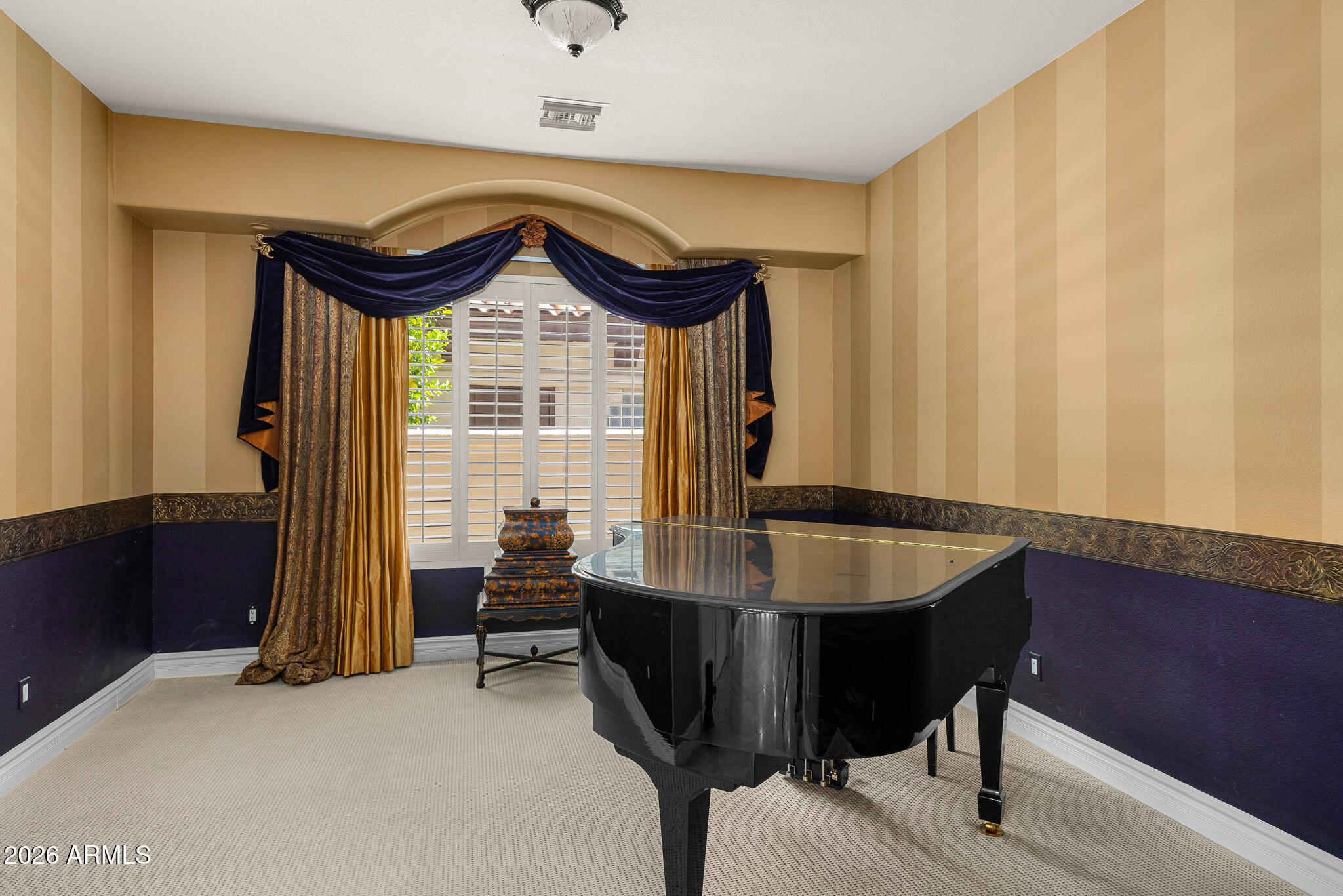 WEST LAKE ESTATES - Residential