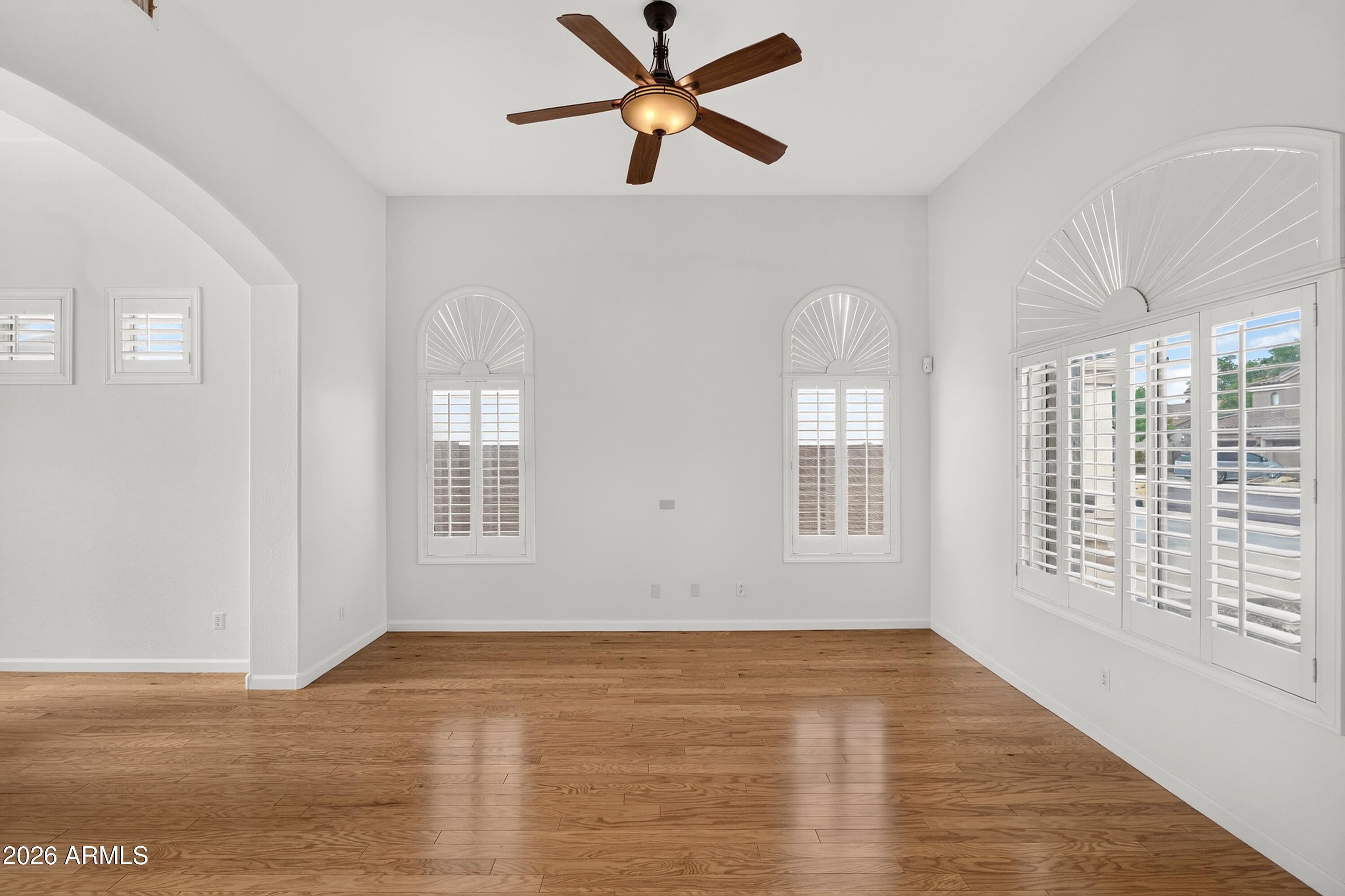 7220 W MELINDA Lane