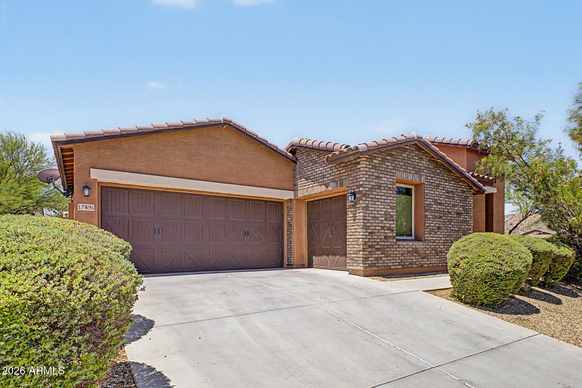 17895 W DESERT WIND Drive