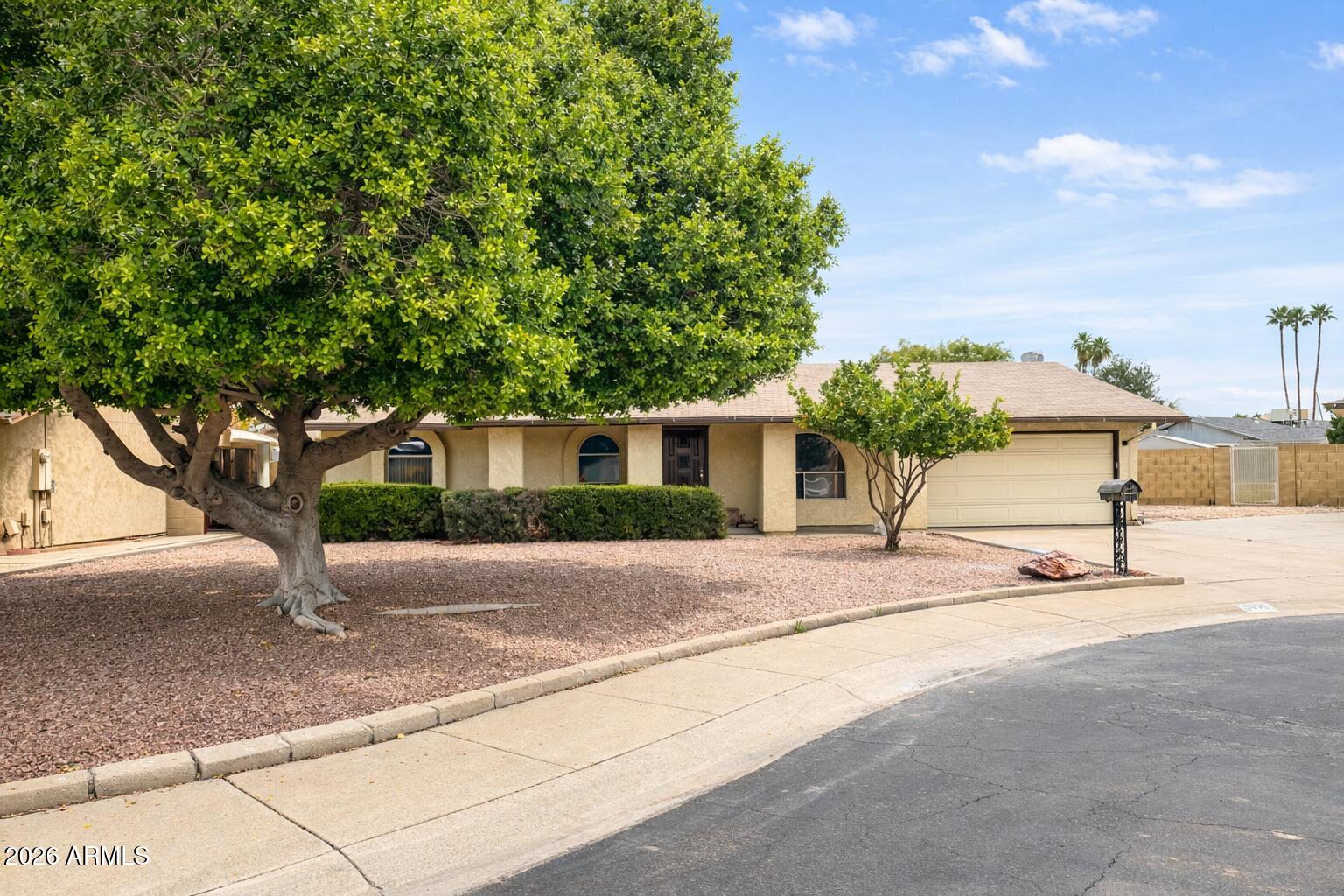 3838 W DAILEY Street