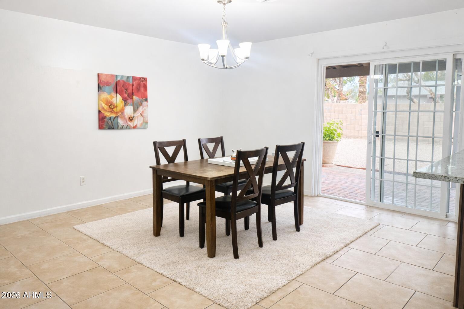 3838 W DAILEY Street