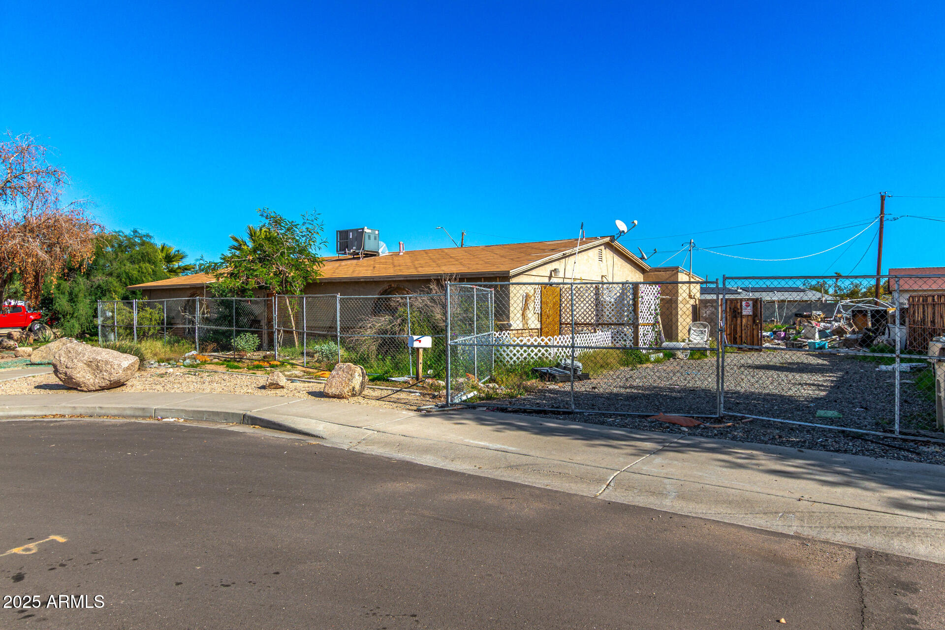 16047 N 67TH Avenue -