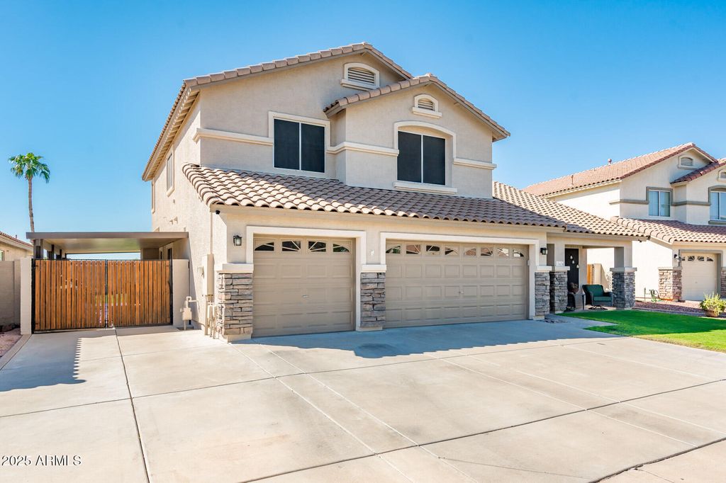 Photo of 18424 N 59th Lane, Glendale, AZ 85308 (MLS # 6931693)