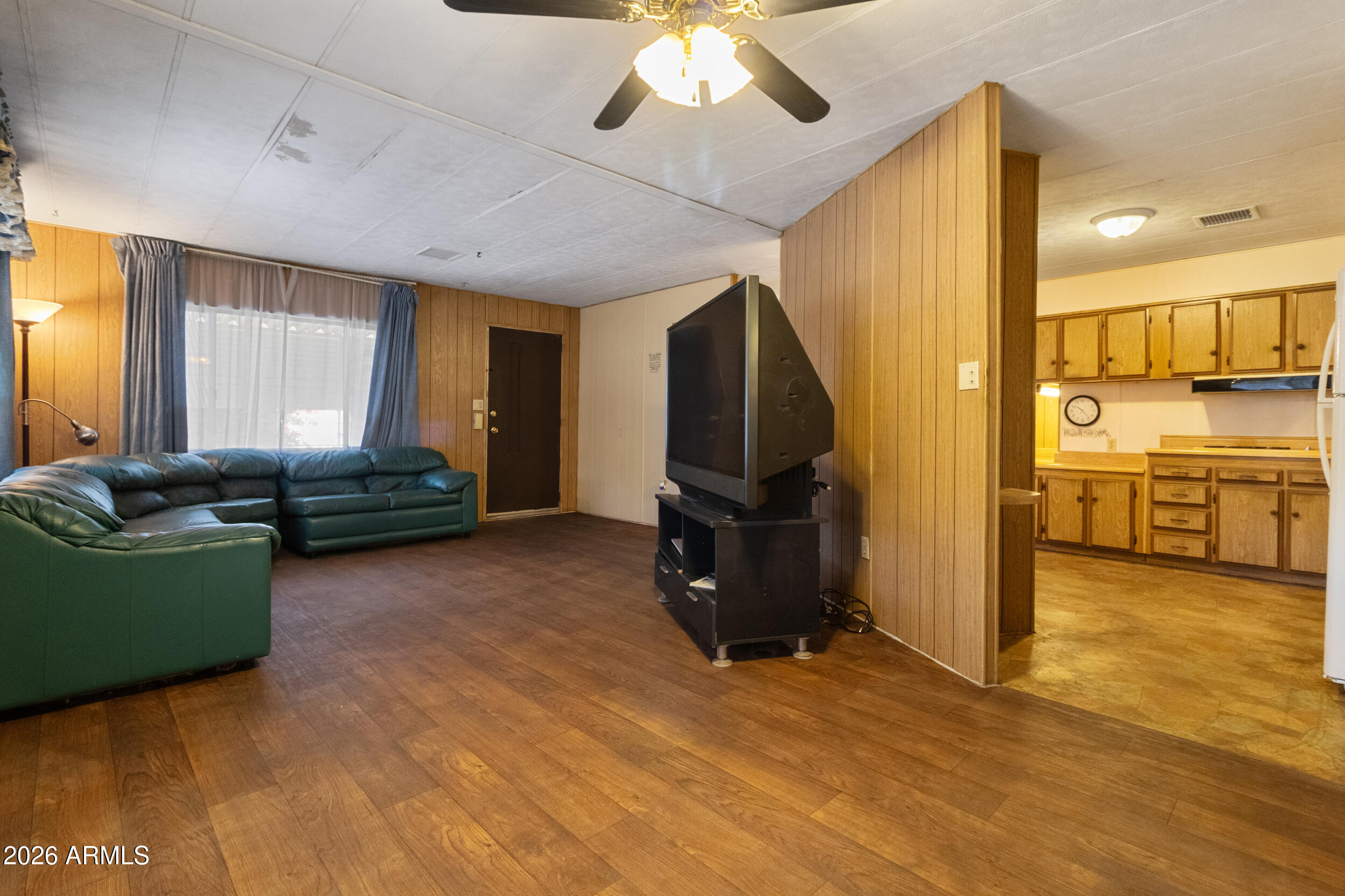2727 E UNIVERSITY Drive 39