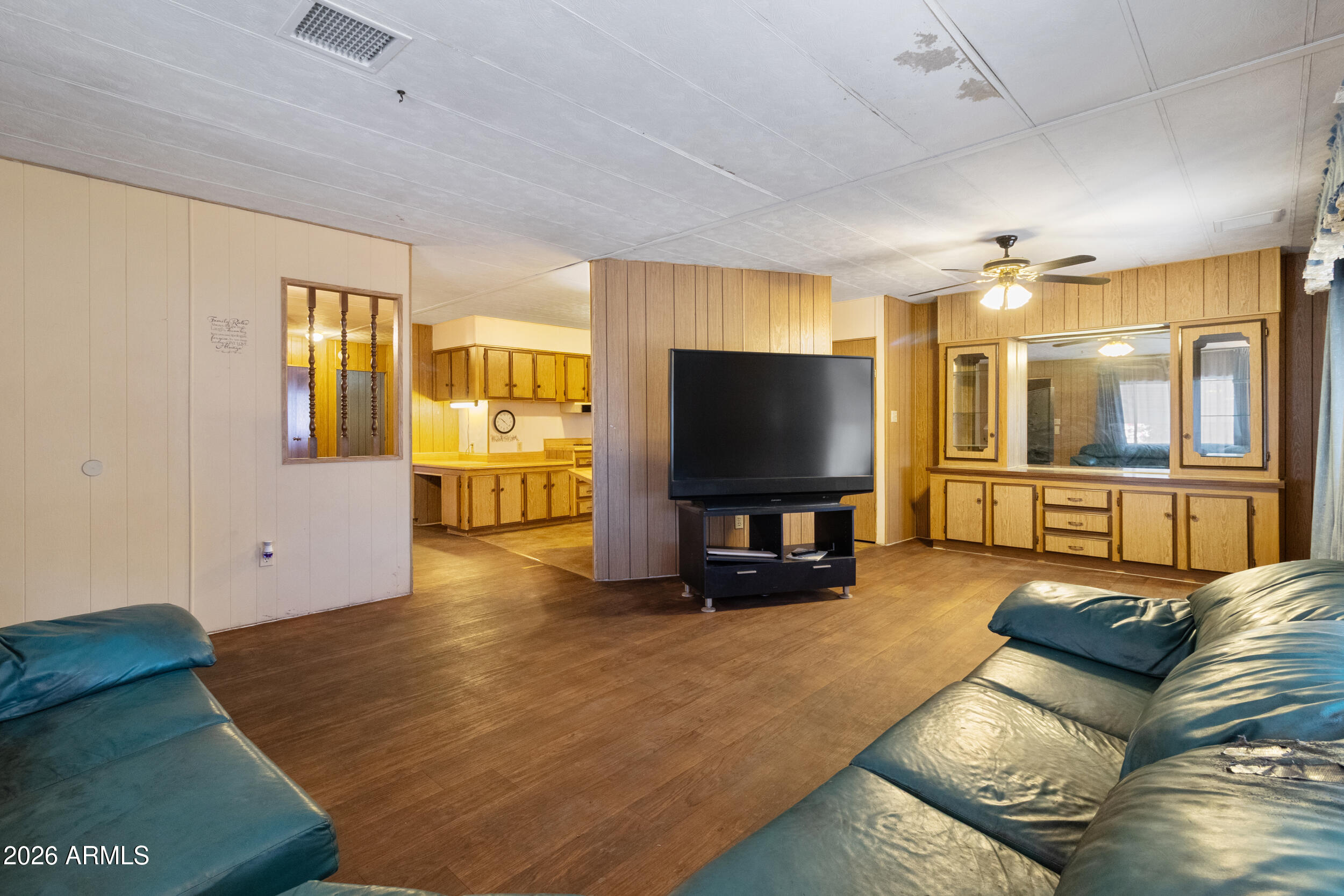 2727 E UNIVERSITY Drive 39