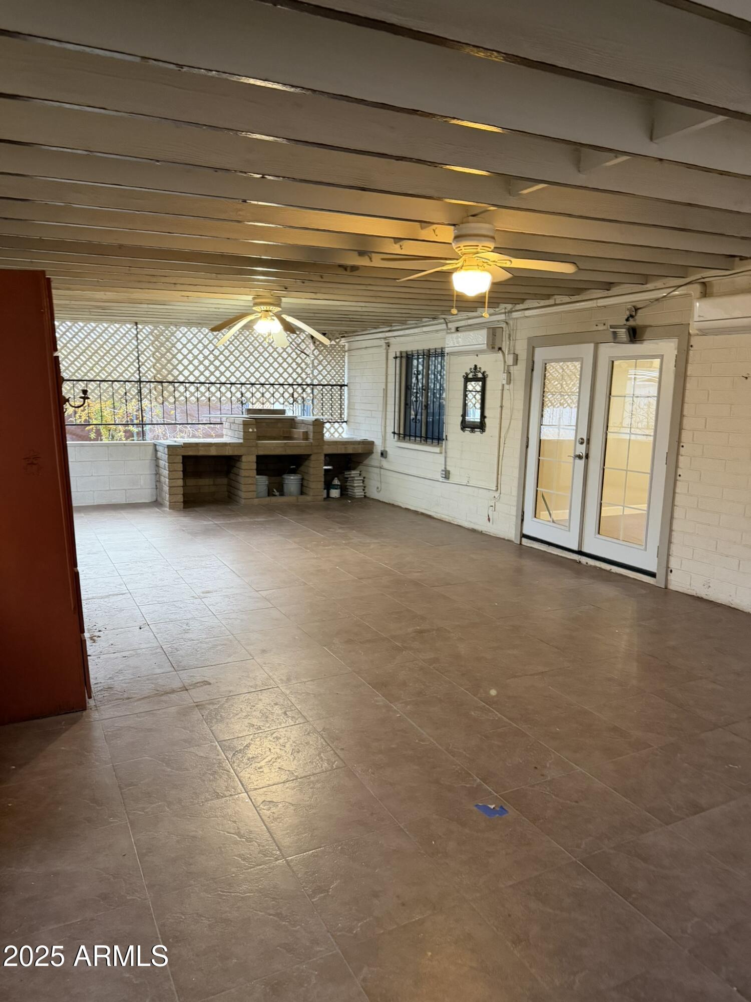 1516 W PUEBLO Avenue