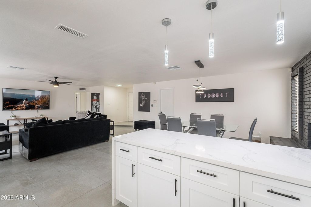 Photo of 5817 S Siesta Lane, Tempe, AZ 85283 (MLS # 6979252)