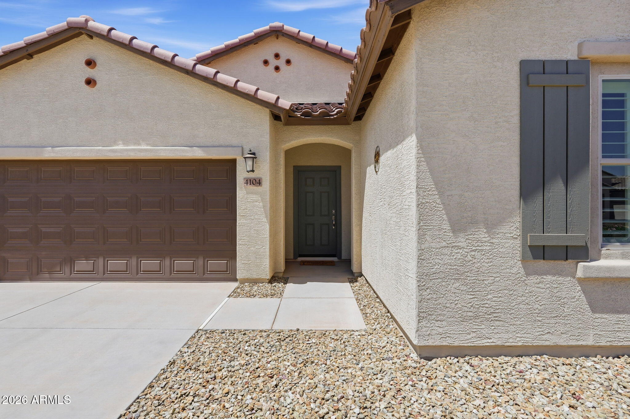 4104 W SPOTTED PONY Way