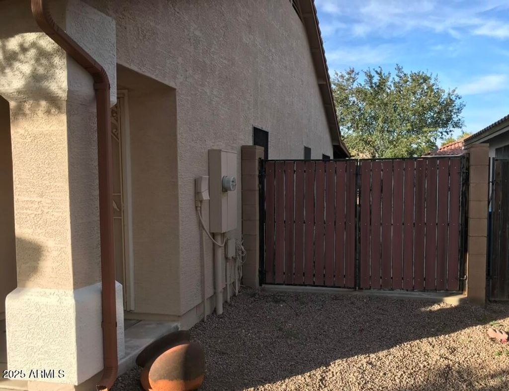 Photo of 2254 W 23rd Avenue N, Apache Junction, AZ 85120 (MLS # 6889418)
