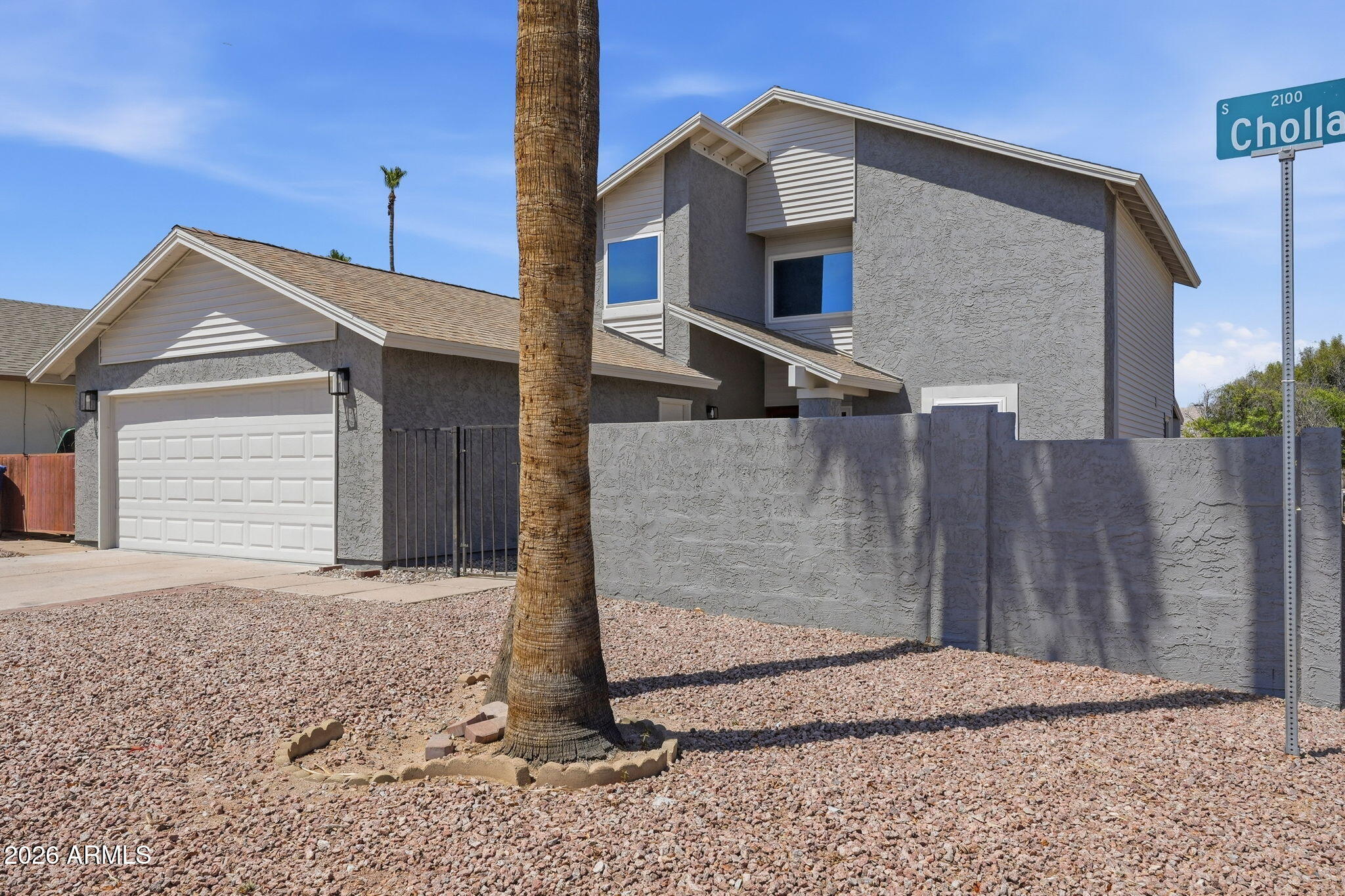2134 S CHOLLA --