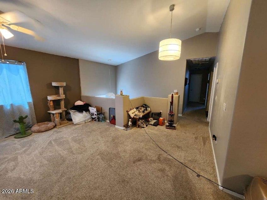 2243 W Roosevelt Avenue