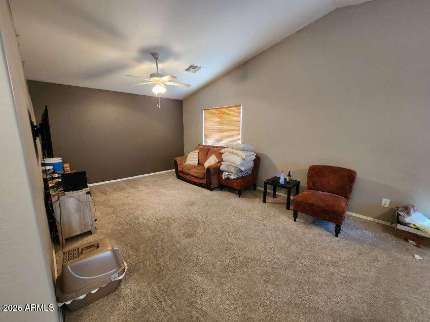 2243 W Roosevelt Avenue