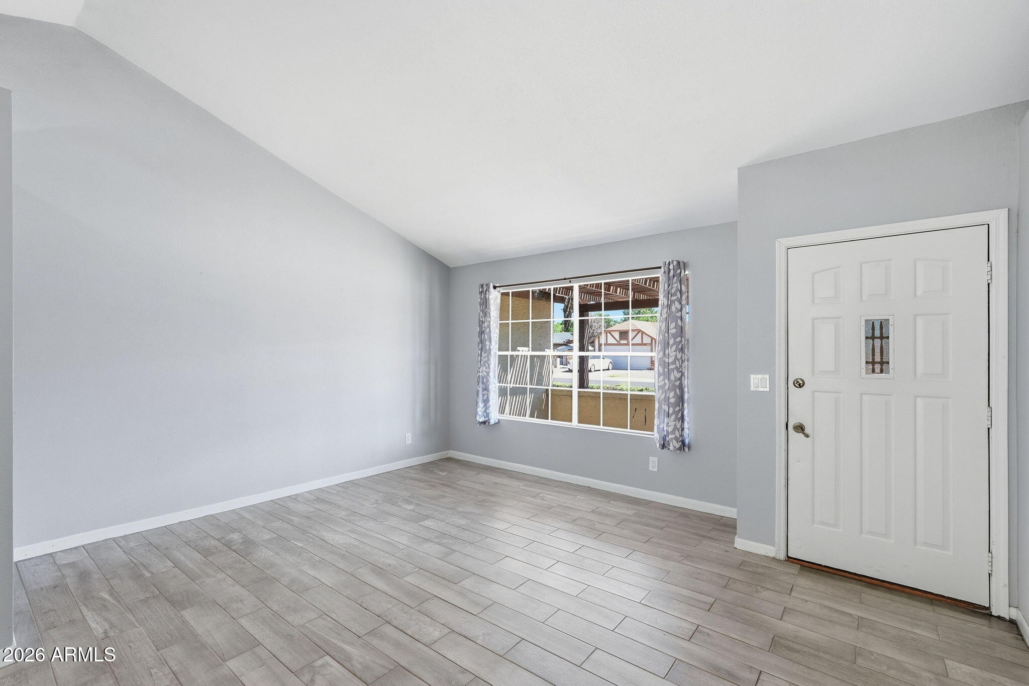 6026 W JUNIPER Avenue